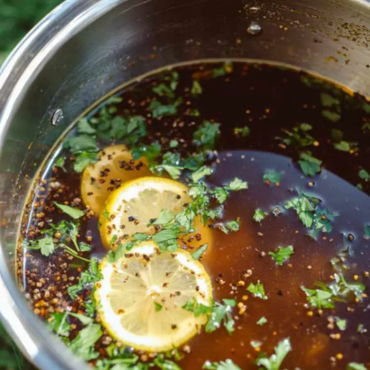 Our Cajun brine combines bold Cajun spices, garlic, Creole mustard, and a splash of lemon for a bright, zesty kick.
